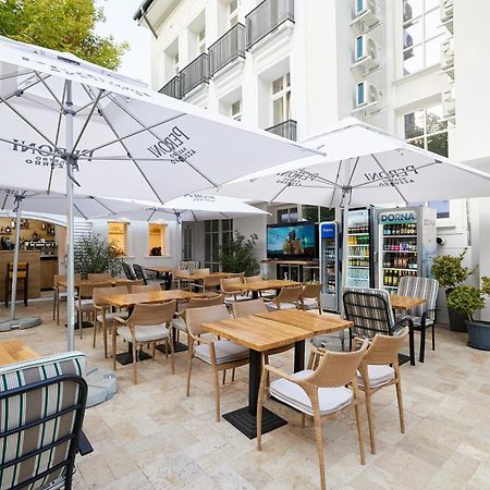 Carol Park View Hotel Bucharest Exterior photo
